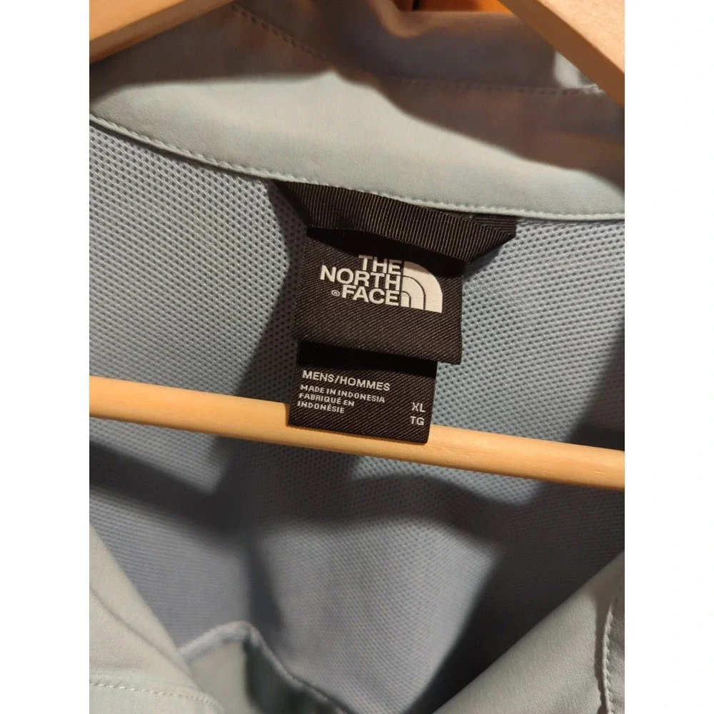The North Face Shirt Men's XL Short‎ Sleeve Blue Breathable Very Soft Casual